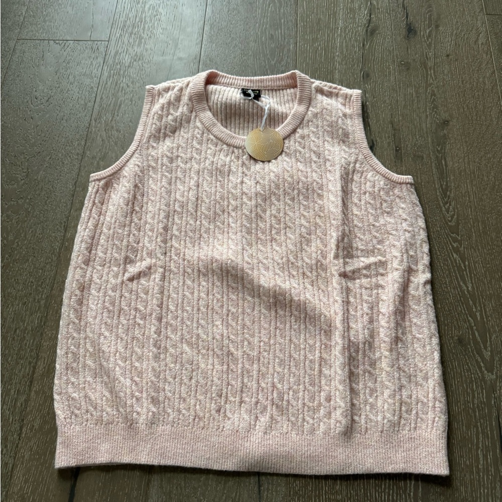 Laila Ali cable knit sweater vest